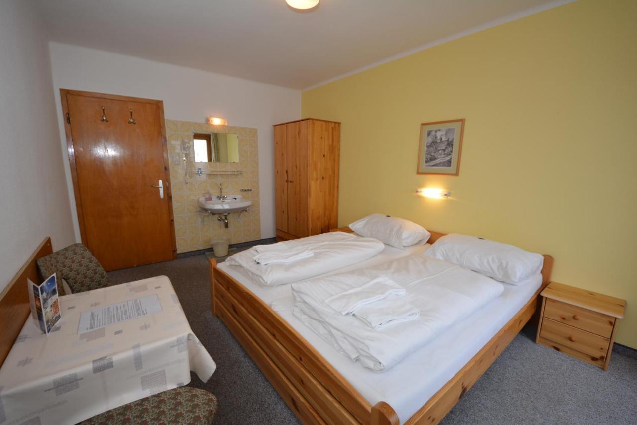 Haus Kleineisen By Chatel Reizen Zell am See Room photo